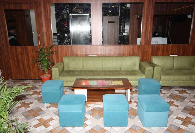 Resort Diamond Palace