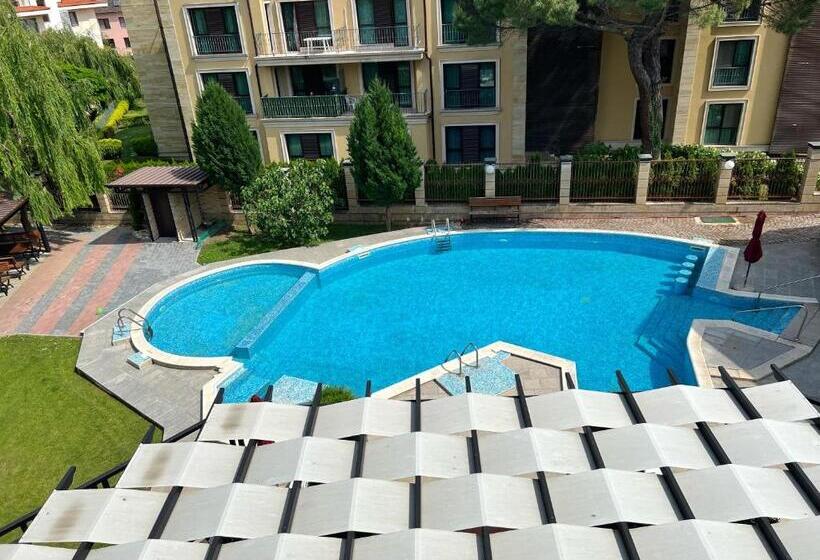 Family Hotel Paradise