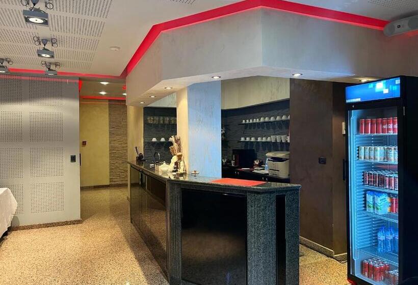 Family Hotel Paradise