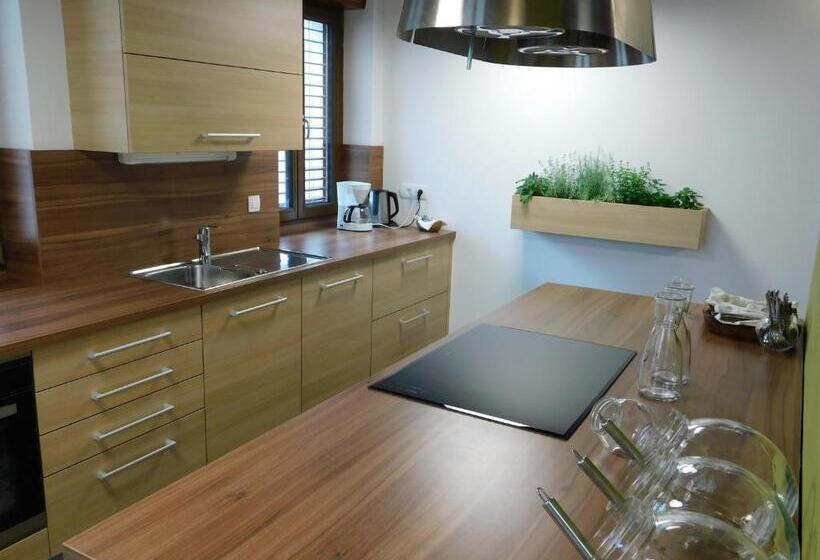 Hostel Bearlog Kočevje