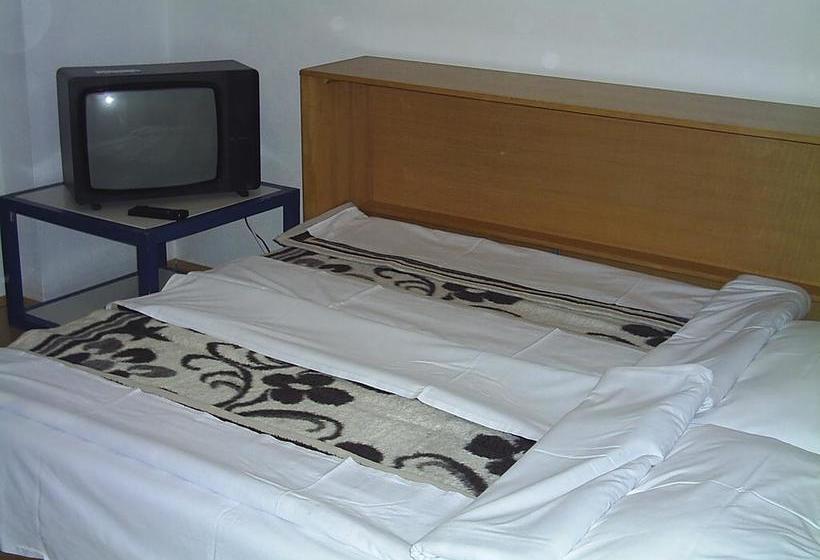 هاستل Vila Veronika