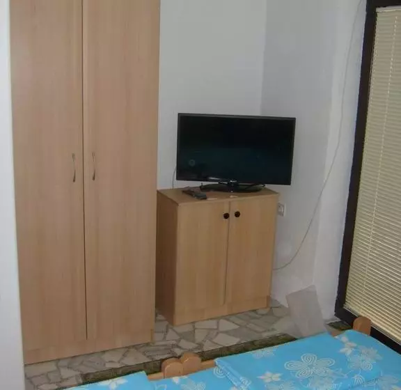هاستل Vila Veronika