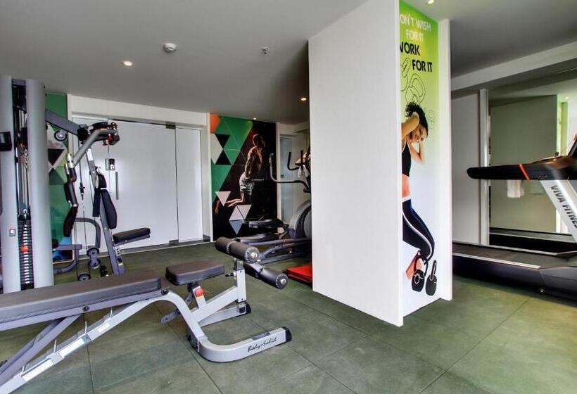 فندق Comfort Inn Insys