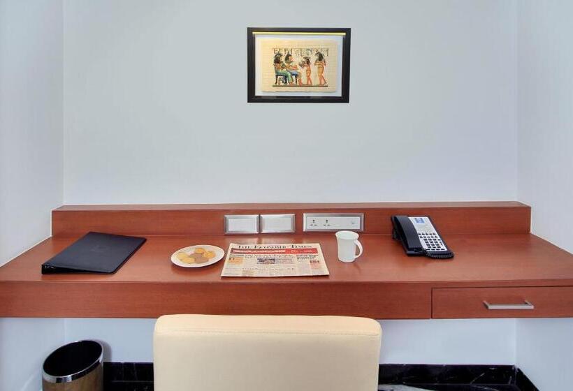 호텔 Comfort Inn Insys