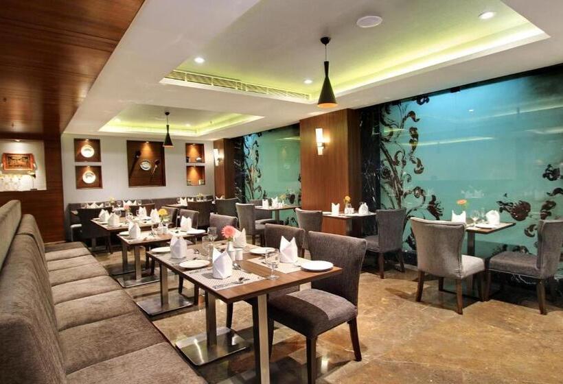 호텔 Comfort Inn Insys