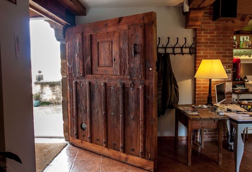 Отель Enclave Soria