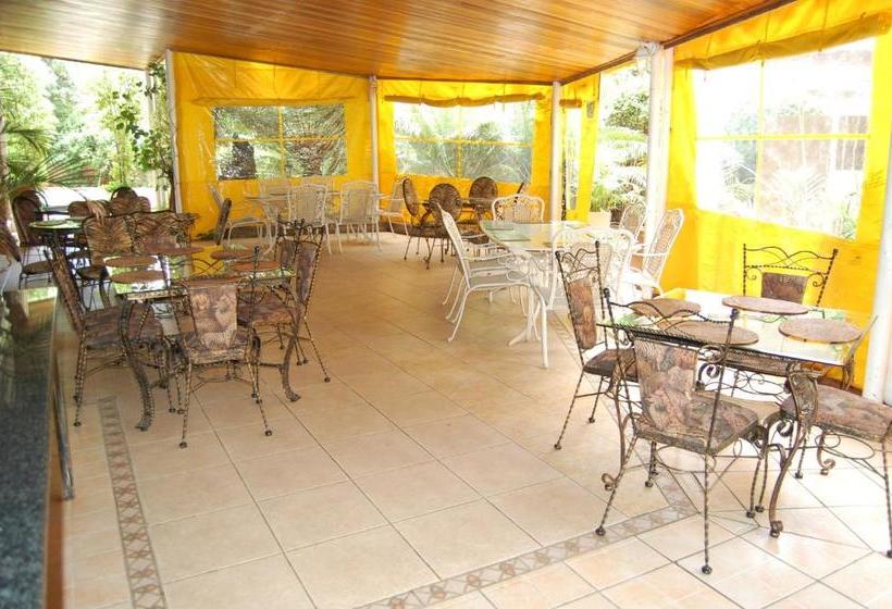 هتل Falcon Crest Suites