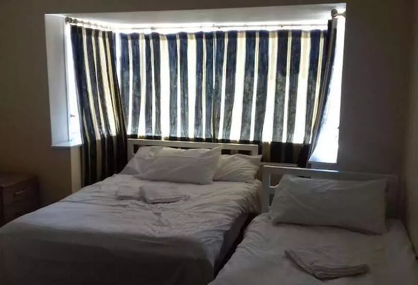 هتل Haven House