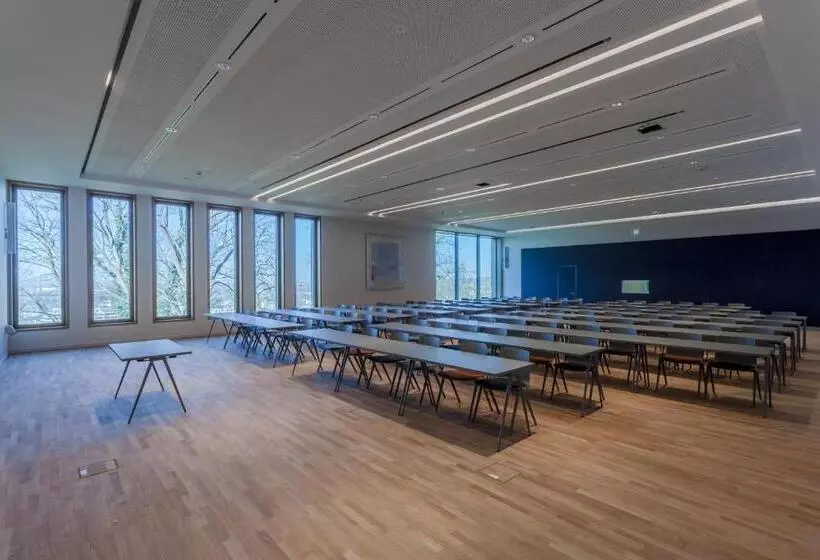 ホテル Katholischsoziales Institut