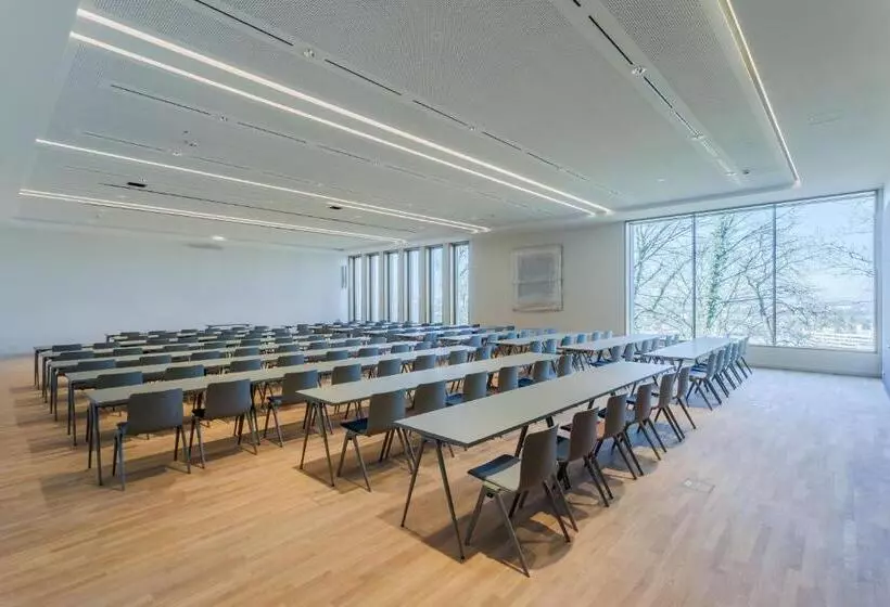 ホテル Katholischsoziales Institut
