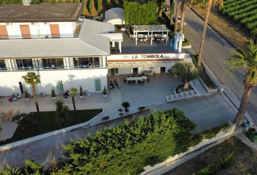 酒店 La Tombola