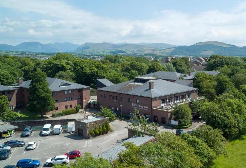 فندق Summergrove Halls