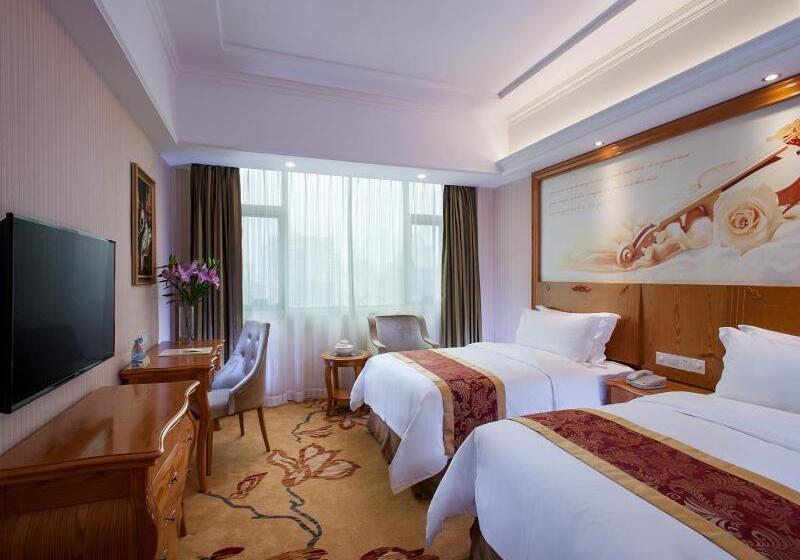 Vienna Hotel Jieyang Danpu Road