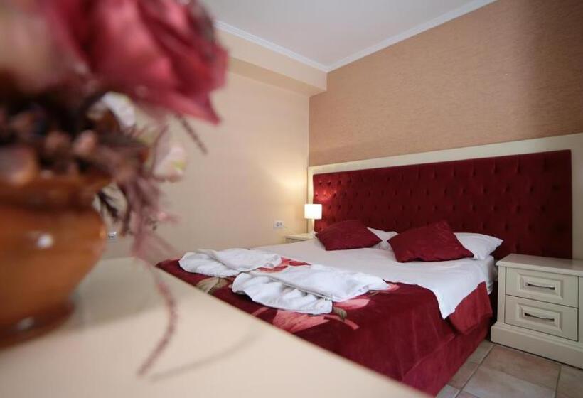 هاستل Bujtina Shqiptare