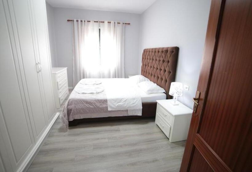 هاستل Bujtina Shqiptare