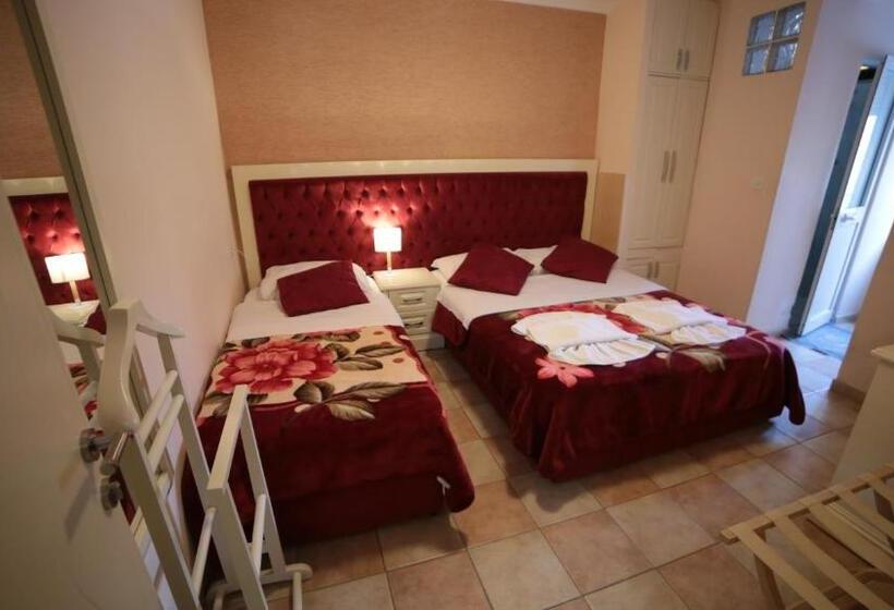 هاستل Bujtina Shqiptare