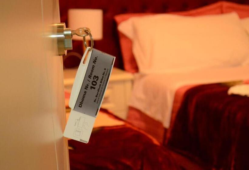 هاستل Bujtina Shqiptare