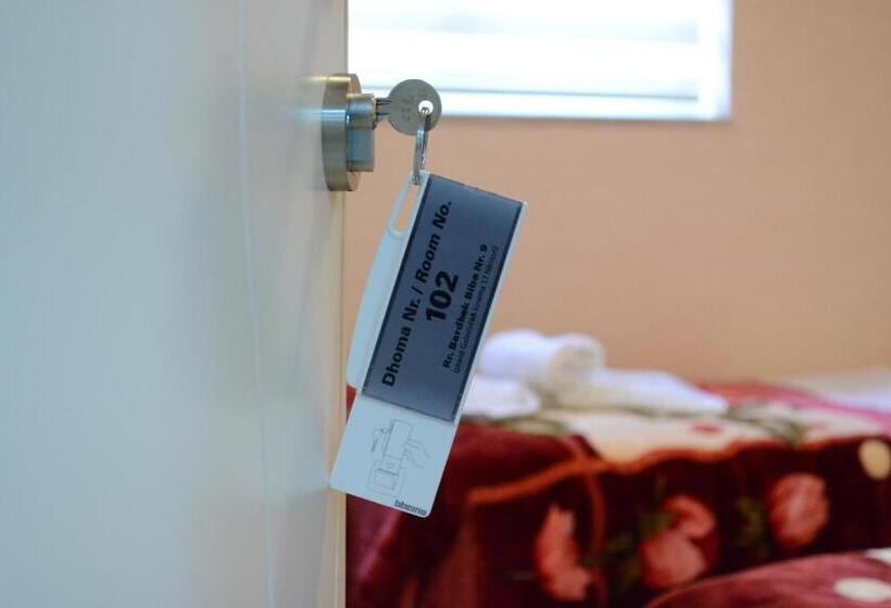 هاستل Bujtina Shqiptare