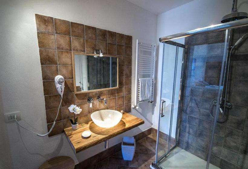 ベッドアンドブレックファースト Assabinidica