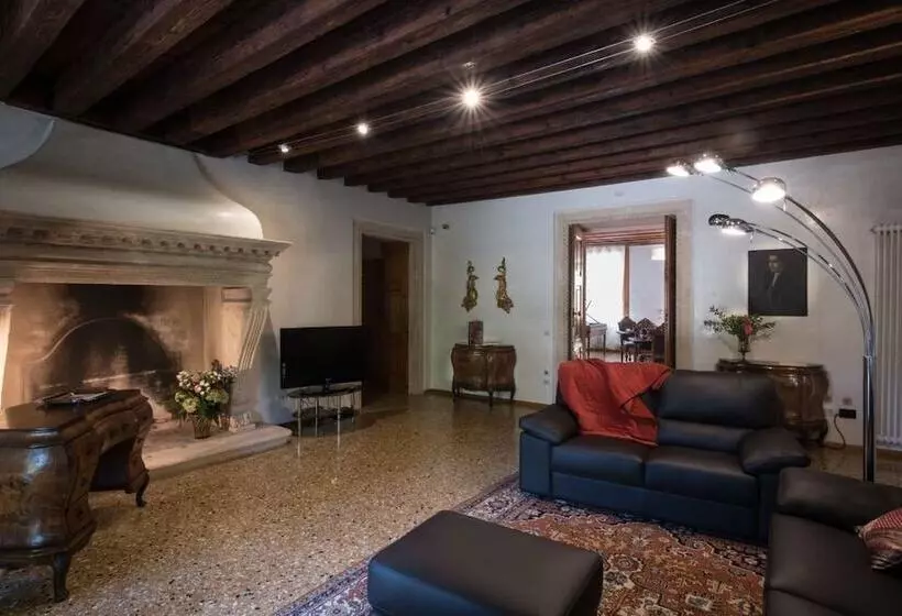 Nocleg ze śniadaniem Villa Curti