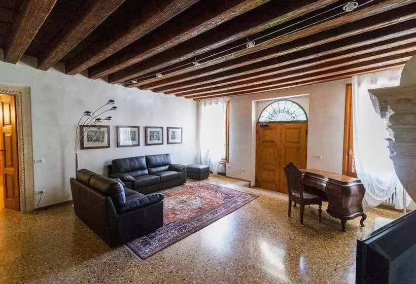 Nocleg ze śniadaniem Villa Curti