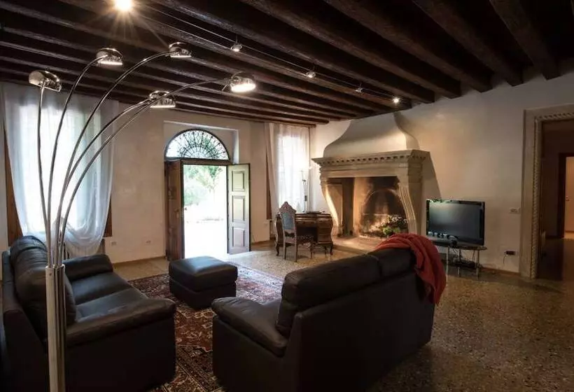 Nocleg ze śniadaniem Villa Curti