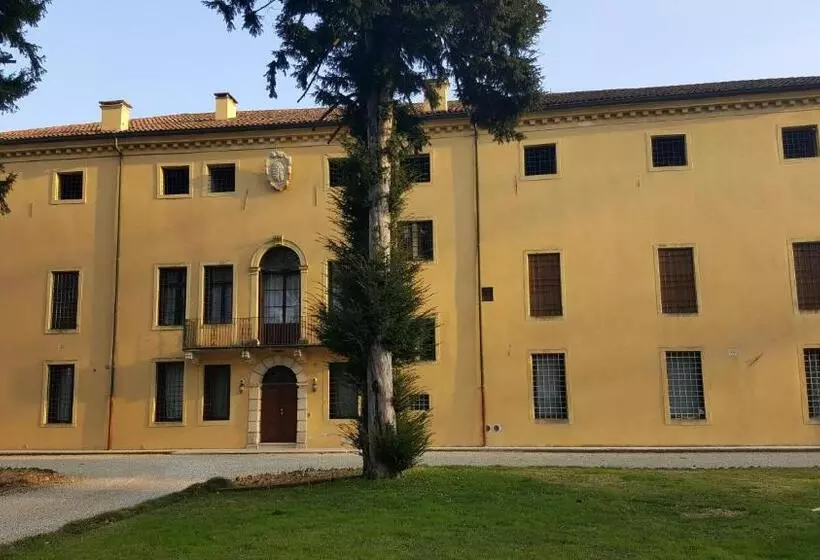 Nocleg ze śniadaniem Villa Curti