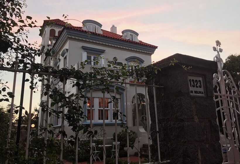 ホテル Alquimista Montevideo