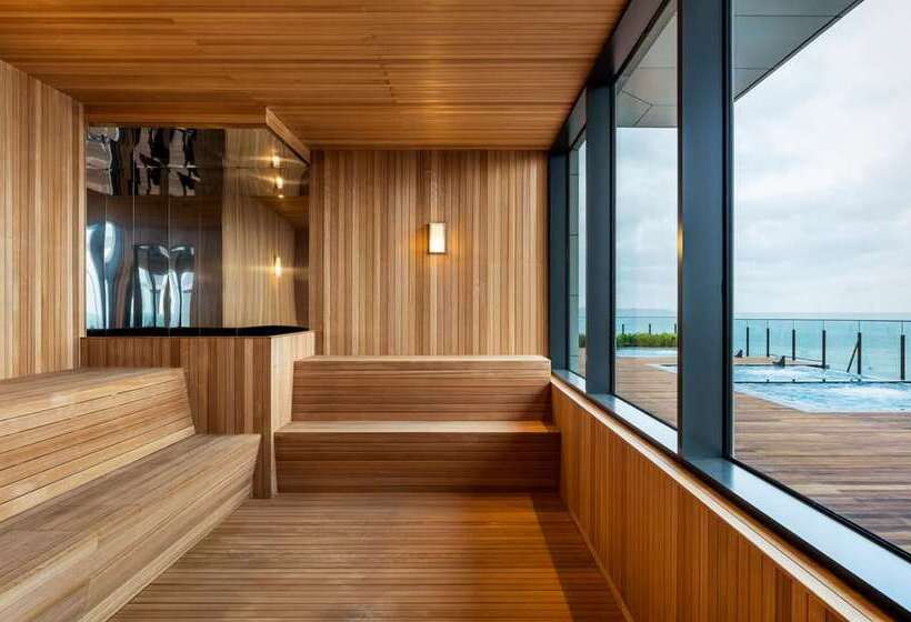 Hotel Ananti At Busan Cove