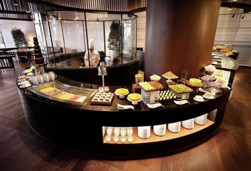 Hotel Ananti At Busan Cove