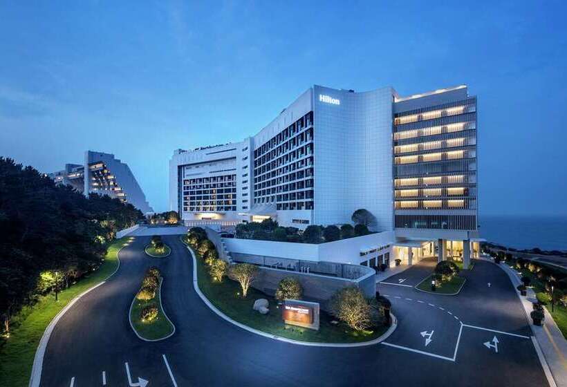 Hotel Ananti At Busan Cove