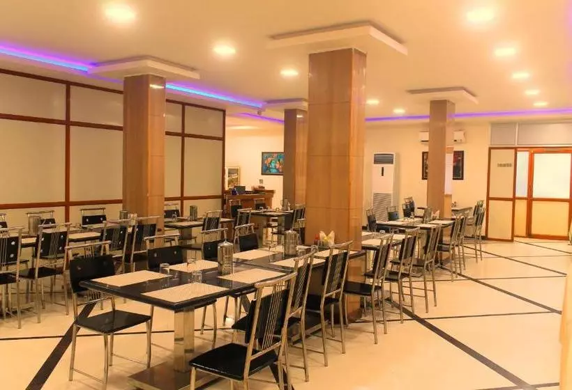 Hotelli Ashoka