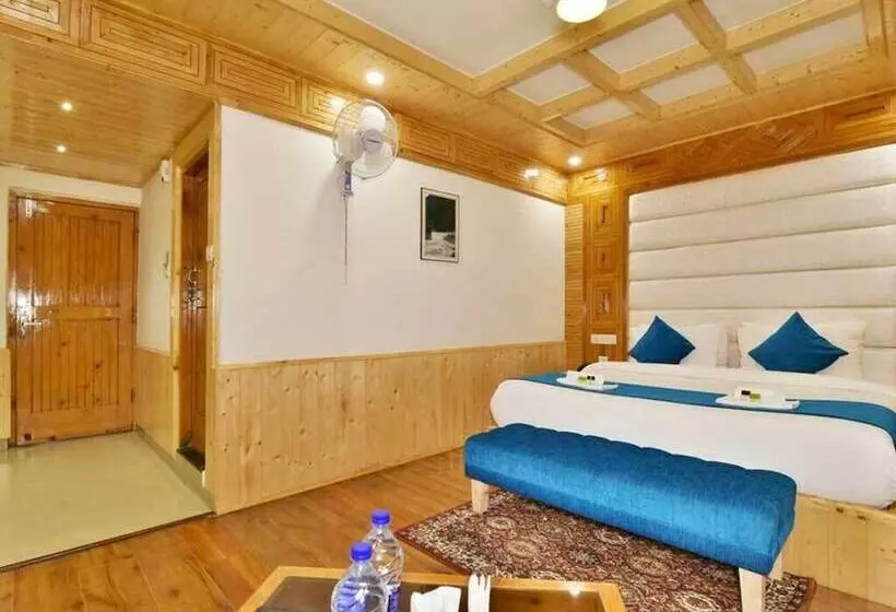 Hotelli Himgiri Manali