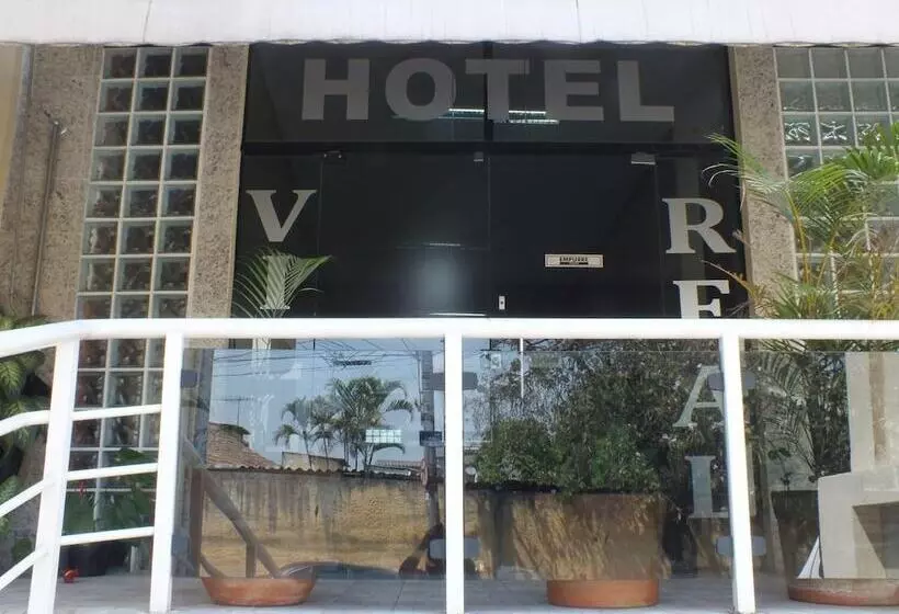 Hotelli Villa Real