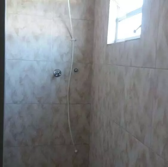 Hotelli Villa Real