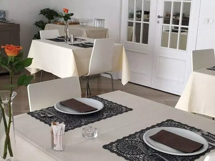 Alludo Aparthotel B&b