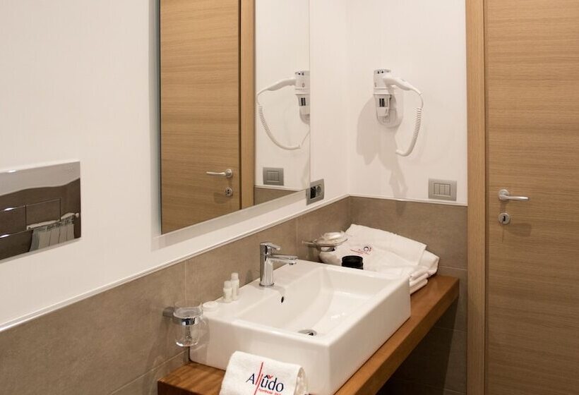 Alludo Aparthotel B&b