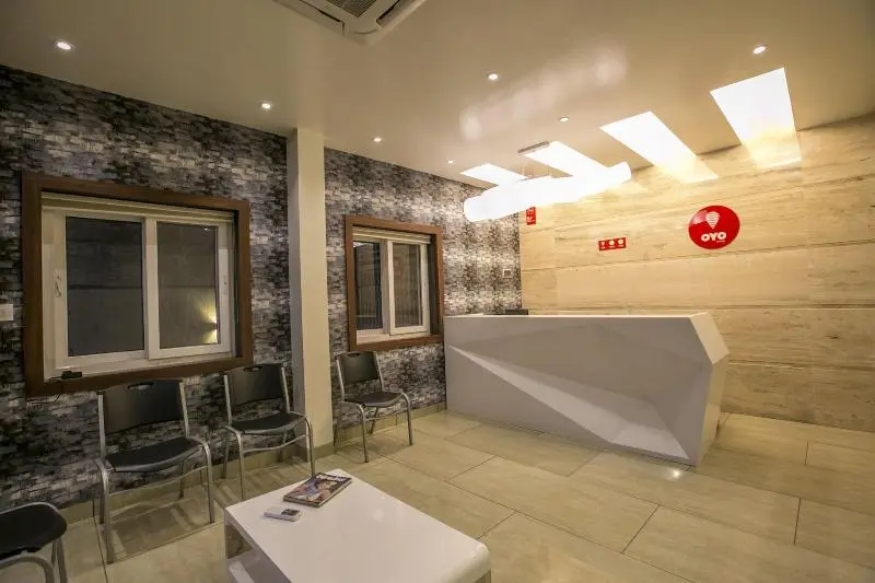 Fabhotel Naman Palace