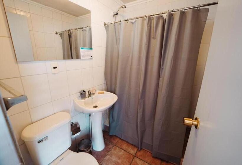 בית מלון כפרי American