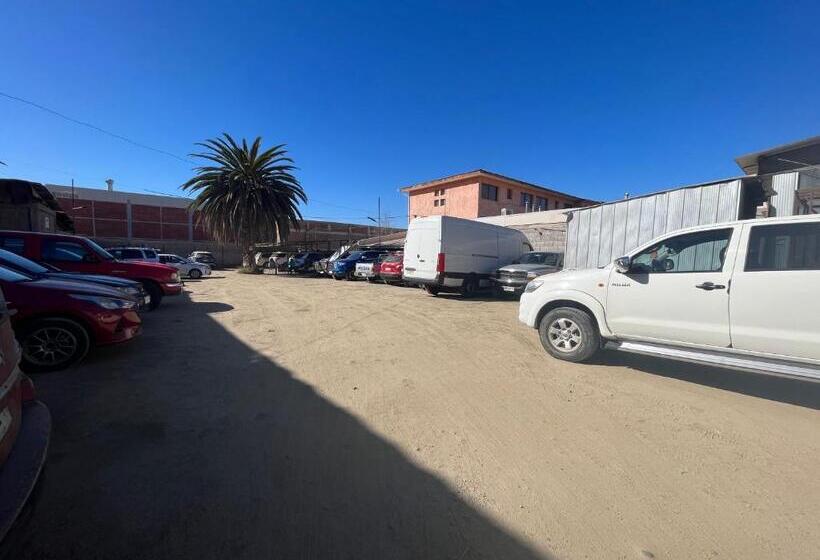 בית מלון כפרי American