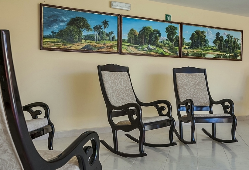 هتل Camino del Príncipe