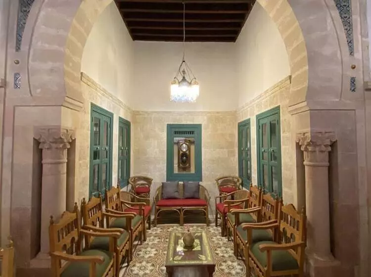 هتل Dar Baya