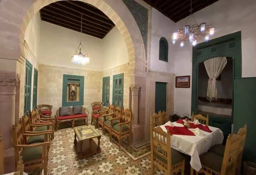 هتل Dar Baya