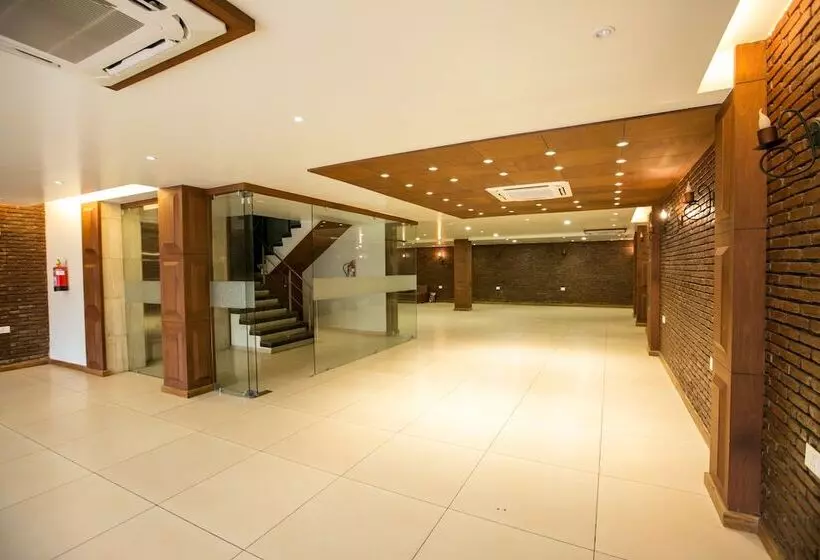 Fabhotel Naman Palace