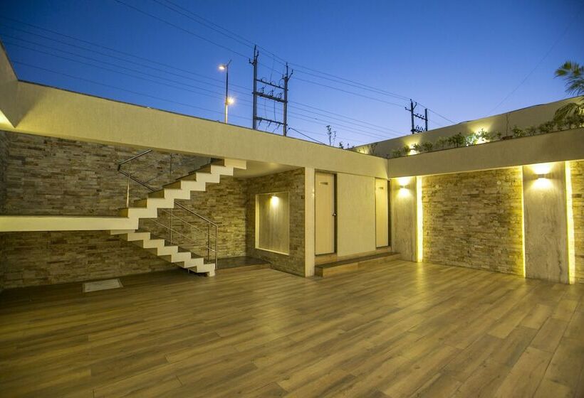 Fabhotel Naman Palace