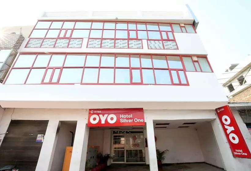 ホテル Oyo Rooms Near Chandigarh Railway Station
