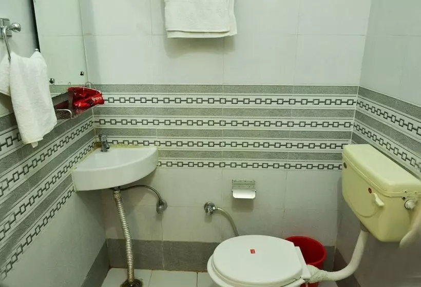 ホテル Oyo Rooms Near Chandigarh Railway Station