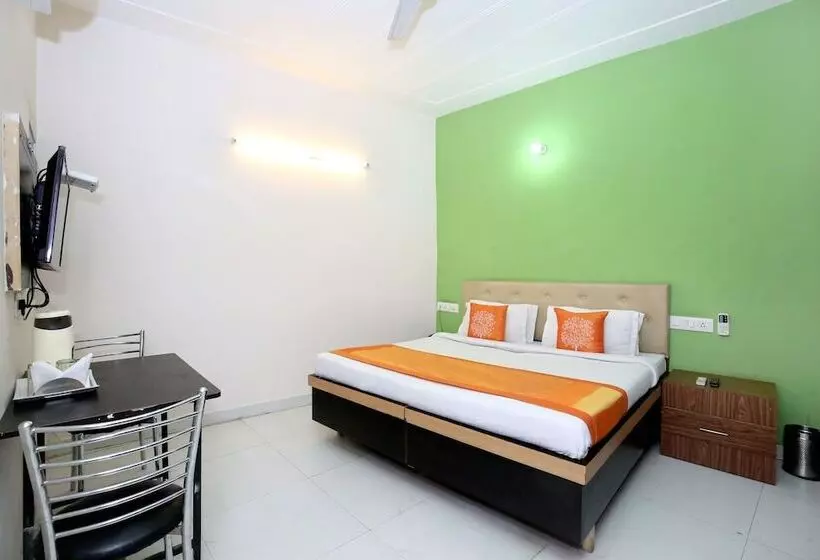 ホテル Oyo Rooms Near Chandigarh Railway Station