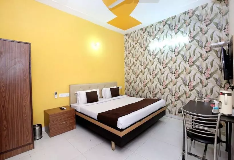ホテル Oyo Rooms Near Chandigarh Railway Station