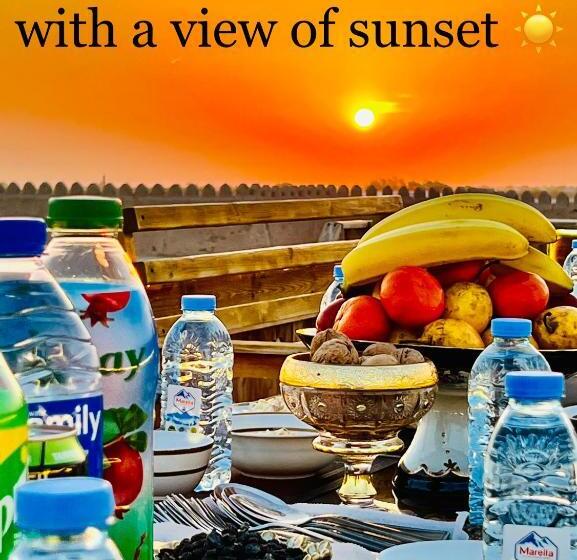 Отель Zukhro Boutique